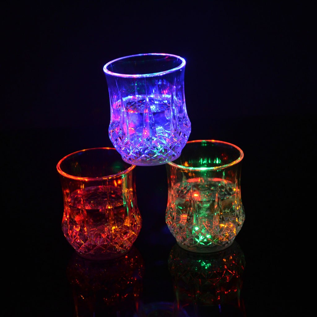Colored LED Glowing Drink Cup  - Wine Beer Drink recension och pris